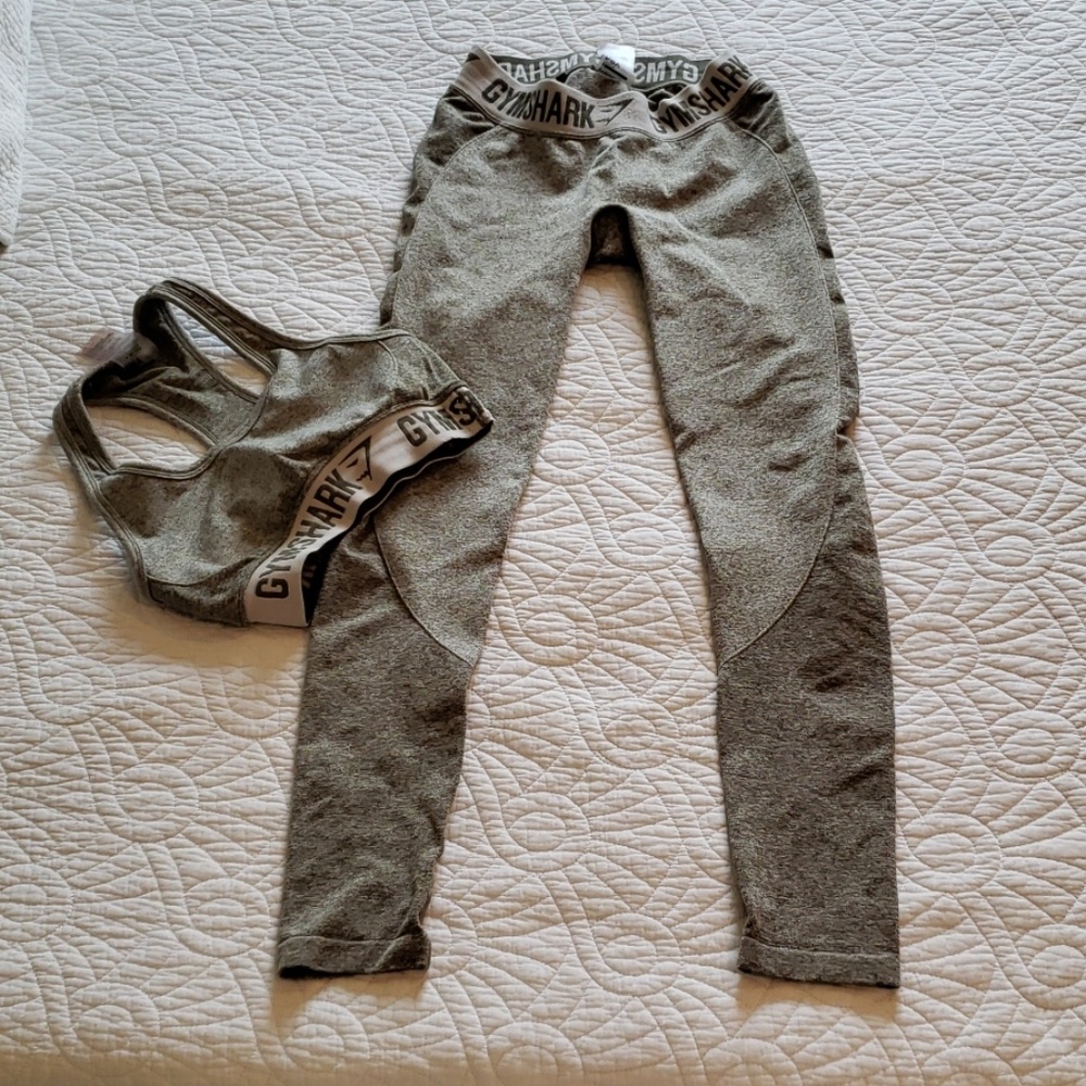 Gymshark Flex Khaki Set